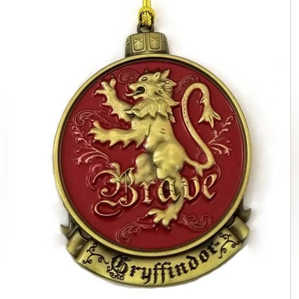 Universal Studios The Wizarding World Of Harry Potter Gryffindor Brave Ornament
